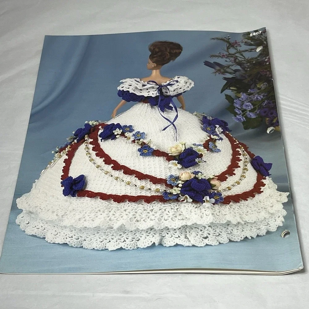 Annie's Glorious Gowns FLOWER GARDEN COLLECTION Crochet Pattern Forget Me Not‎